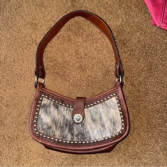 JJ Handbags - Brown and Tan Shoulder Bag with Western Accents